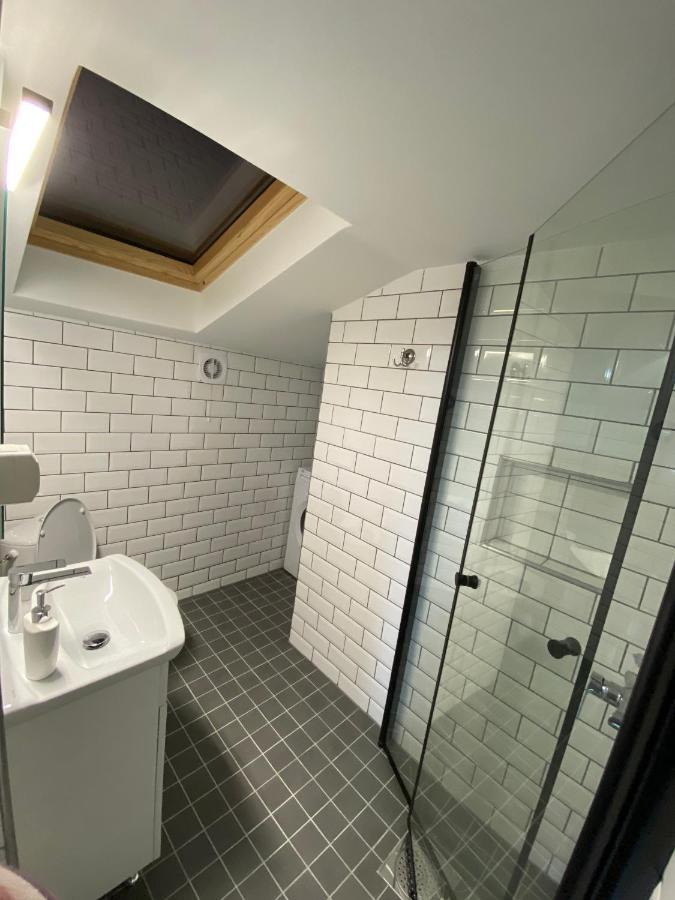 Apartament La Sika Orşova Eksteriør bilde