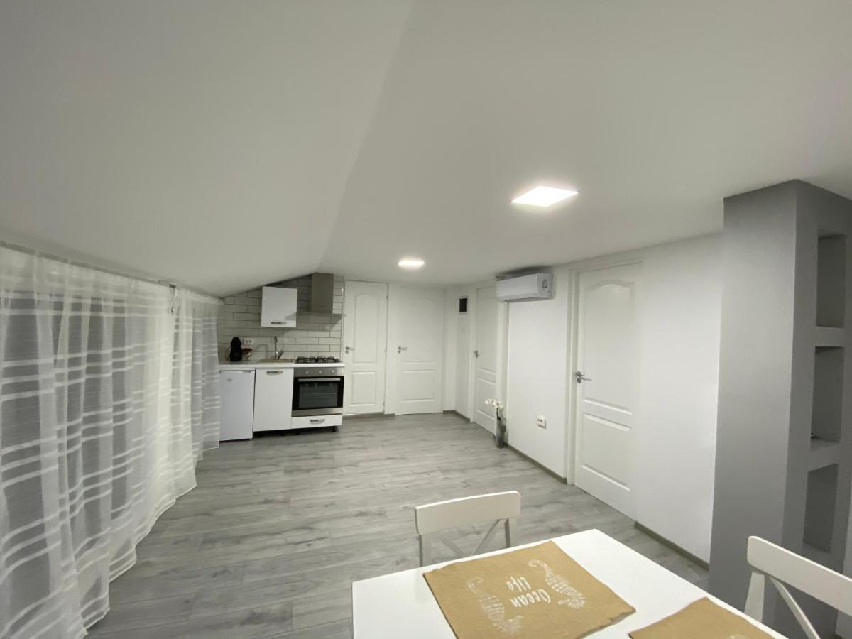 Apartament La Sika Orşova Eksteriør bilde